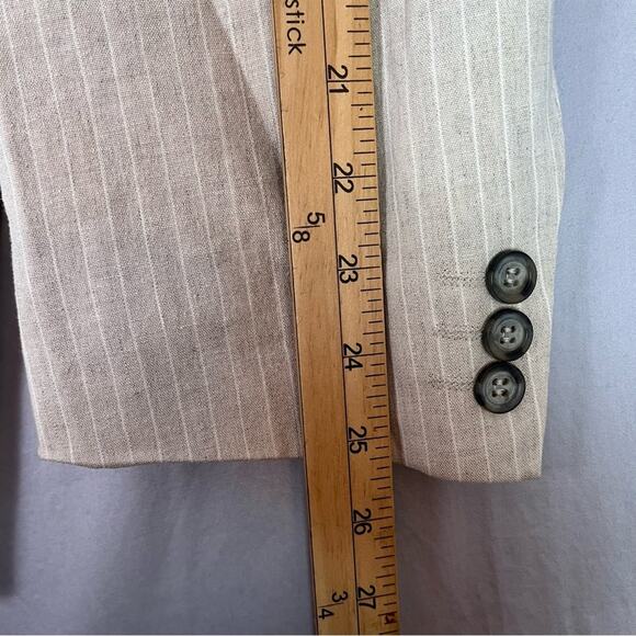 Linen Blend Blazer Mens 40R Pinstripe Beige White Woven in Italy Claiborne - Picture 13 of 13